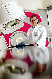 Prof. Dr. Claus Belka, Direktor der Klinik für Strahlentherapie und Radioonkologie am LMU Klinikum München / © LMU Klinikum 